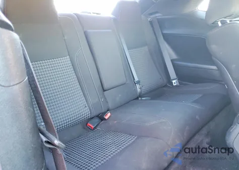 2017 Dodge Challenger Sxt z USA, uszkodzony, nr VIN 2C3CDZAG4HH545373